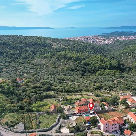 Lovely In Zedno With Wifi * Trogir