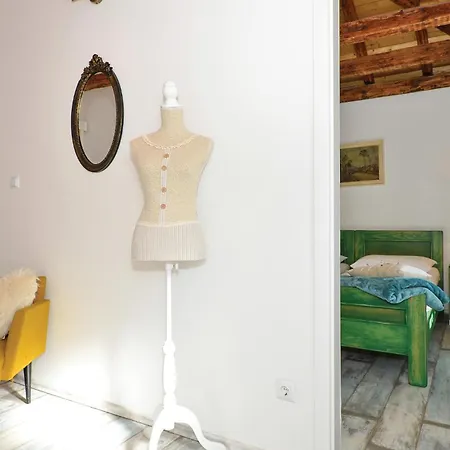 Four-bedroom In Zedno Дом отдыха